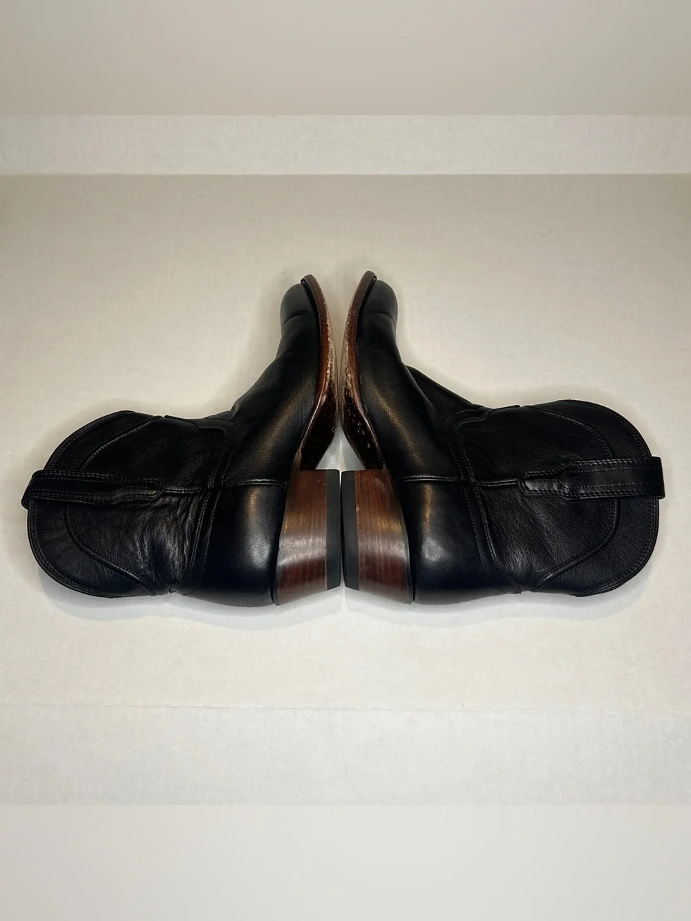 Tecovas Size 8.5B Black Women's Cowboy Ankle Boot with Brown Leather Sole
